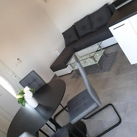 Apartment Kozina Vir