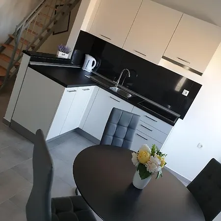 Kozina Apartment *