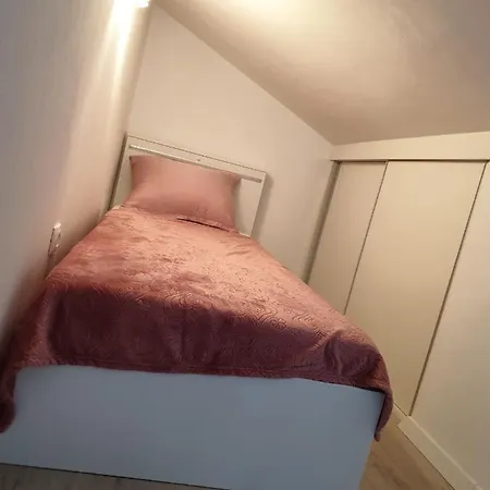 Kozina Apartment *
